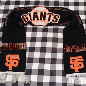 Giants scarf